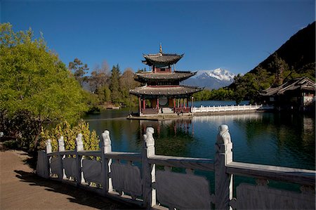 pavilion - Black Dragon Pool with Jade Dragon snow mountain at background, Lijiang, Yunnan Province, China Stock Photo - Rights-Managed, Code: 855-06312992