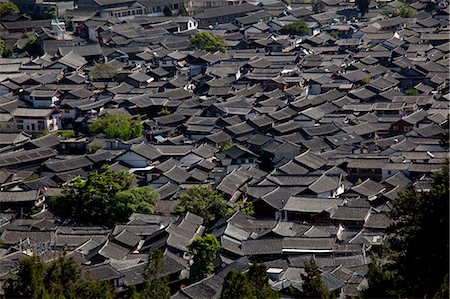 simsearch:855-06313039,k - Residential rooftops at the ancient city of Lijiang, Yunnan Province, China Stock Photo - Rights-Managed, Code: 855-06313038