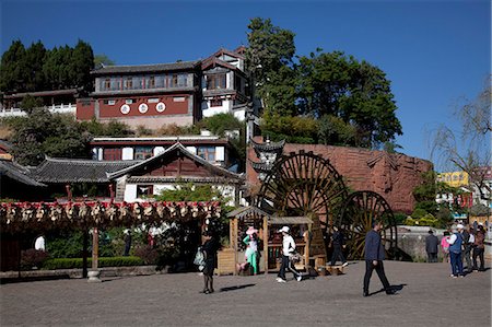 simsearch:855-06313039,k - Streetscape by the entrance of the ancient city of Lijiang, Yunnan Province, China Stock Photo - Rights-Managed, Code: 855-06313032