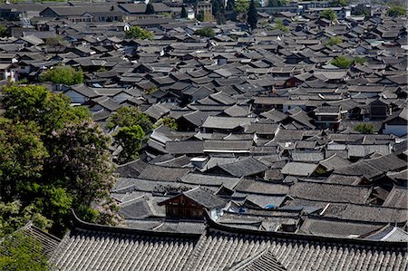 simsearch:855-06313039,k - Residential rooftops at the ancient city of Lijiang, Yunnan Province, China Stock Photo - Rights-Managed, Code: 855-06313044
