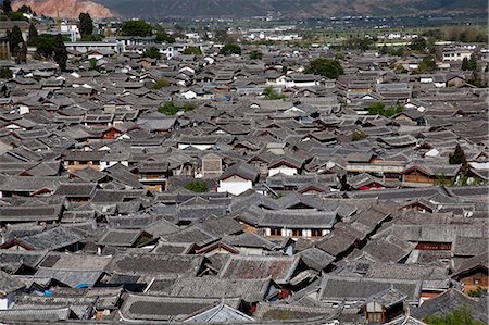 simsearch:855-06313039,k - Residential rooftops at the ancient city of Lijiang, Yunnan Province, China Stock Photo - Rights-Managed, Code: 855-06313048