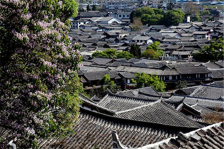 simsearch:855-06313039,k - Residential rooftops at the ancient city of Lijiang, Yunnan Province, China Stock Photo - Rights-Managed, Code: 855-06313055