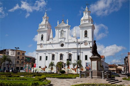 simsearch:855-06313162,k - A white church at Petros Square, Salvador, Bahia, Brazil Foto de stock - Con derechos protegidos, Código: 855-06313160