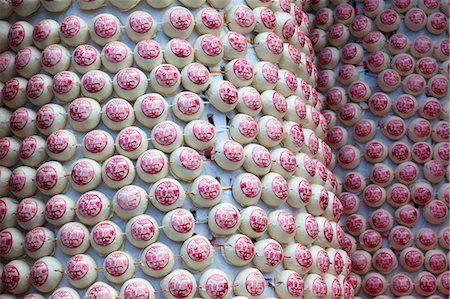 simsearch:855-06313290,k - Bun offerings, Bun festival, Cheung, Chau, Hong Kong Stock Photo - Rights-Managed, Code: 855-06313325