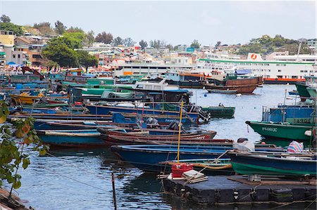 Fishing boats mooring at Cheung Chau, Hong Kong Foto de stock - Con derechos protegidos, Código: 855-06313333