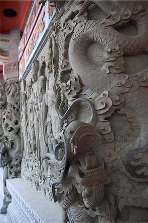 simsearch:855-06313731,k - Wall sculpture of the Main Hall  of Po Lin Monstery, Lantau Island, Hong Kong Foto de stock - Con derechos protegidos, Código: 855-06313728