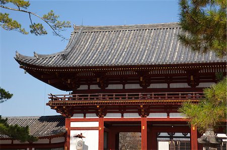 Middle gate to Great Buddha Hall (Daibutsuden), Todaiji temple, Nara, Japan Stock Photo - Rights-Managed, Code: 855-06337508