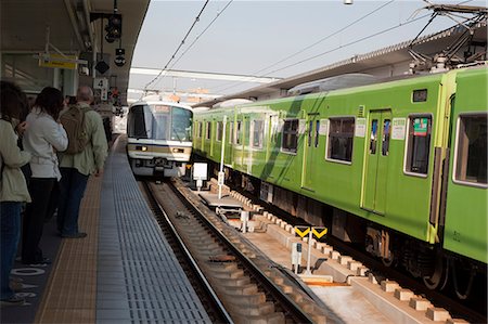 simsearch:841-03676981,k - Gare de Nara, Nara, Japon Photographie de stock - Rights-Managed, Code: 855-06337556