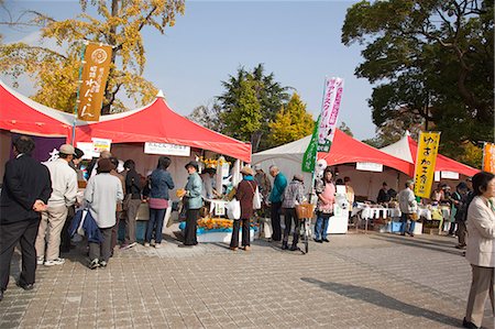 Marché libre à Himeji, préfecture de Hyogo, Japon Photographie de stock - Rights-Managed, Code: 855-06337558