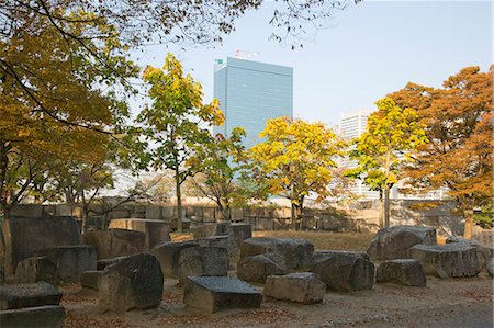 Skyline vu du château d'Osaka, Japon Photographie de stock - Rights-Managed, Code: 855-06337588