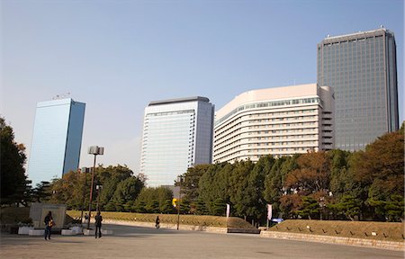 simsearch:855-06314302,k - Skyline viewed from Osaka Castle, Japan Stock Photo - Rights-Managed, Code: 855-06337583