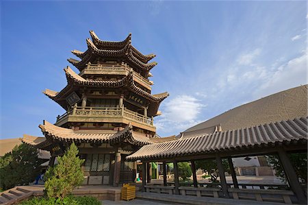 Moon spring pavilion, Yueyaquan (Crescent moon lake), Mingsha Shan, Dunhuang, Silkroad, Gansu Province, China Stock Photo - Rights-Managed, Code: 855-06337756