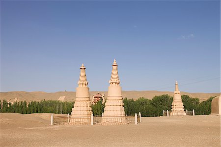 simsearch:855-06337903,k - Pagodas, Mogao caves, Dunhuang, Gansu Province, Silkroad, China Stock Photo - Rights-Managed, Code: 855-06337857