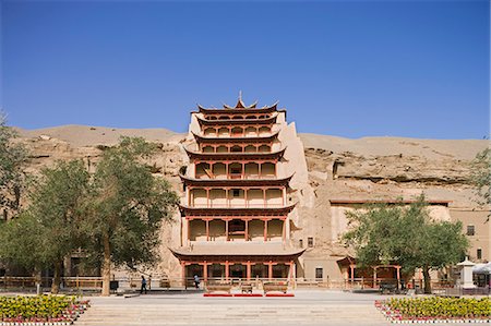 silk road - Cave 96, Mogao caves, Dunhuang, Gansu Province, Silkroad, China Stock Photo - Rights-Managed, Code: 855-06337873