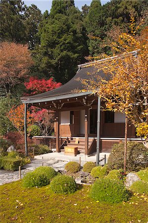 simsearch:855-06338274,k - Main hall, Jakkou-in temple in autumn, Ohara, Kyoto, Japan Fotografie stock - Rights-Managed, Codice: 855-06338288
