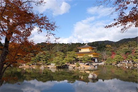 simsearch:855-06338272,k - Rokuon-ji Temple (Kinkakuji) in autumn, Kyoto, Japan Stock Photo - Rights-Managed, Code: 855-06338438