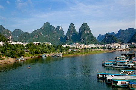 simsearch:855-08536225,k - Li River (Lijiang) and pinnacles, Yangshuo, Guilin, China Foto de stock - Con derechos protegidos, Código: 855-06338632