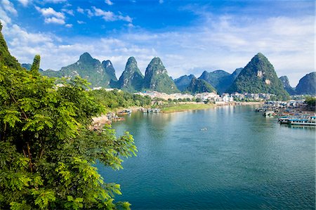 Li River (Lijiang) and pinnacles, Yangshuo, Guilin, China Stock Photo - Rights-Managed, Code: 855-06338641