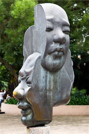 simsearch:855-06312671,k - Sculptures exhibited at Kowloon Park, Kowloon, Hong Kong Fotografie stock - Rights-Managed, Codice: 855-06339006