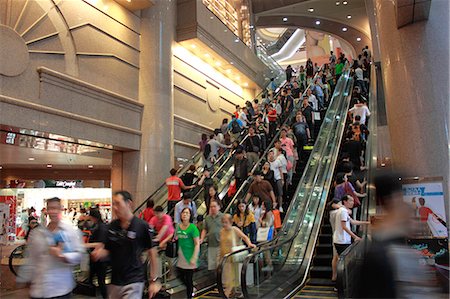 fast-paced - Escalators at Times Square shopping mall, Causeway Bay, Hong Kong Stock Photo - Rights-Managed, Code: 855-06339386