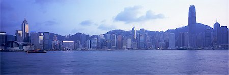 Hong Kong skyline from Kowloon at dusk, Hong Kong Foto de stock - Con derechos protegidos, Código: 855-06339408