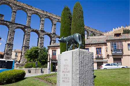 The Roman aqueduct, Segovia, Castile-Leon, Spain, Europe Stock Photo - Rights-Managed, Code: 855-08420588