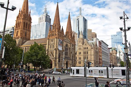 saint paul's cathedral - Streetscape at Central Melbourne, Victoria, Australia Foto de stock - Con derechos protegidos, Código: 855-08420611