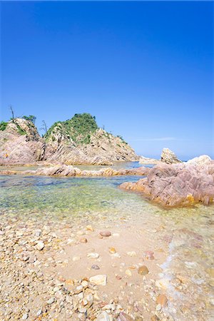 simsearch:855-08420786,k - Natane(go)-shima (Five Rapeseeds Island), Uradome Coast,  Sea of Japan, Iwami-cho, Tottori Prefecture, Japan Photographie de stock - Rights-Managed, Code: 855-08420779