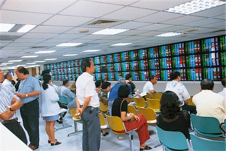 simsearch:855-02988628,k - Activity at public stock exchange house, Taipei Stock Photo - Rights-Managed, Code: 855-02985713