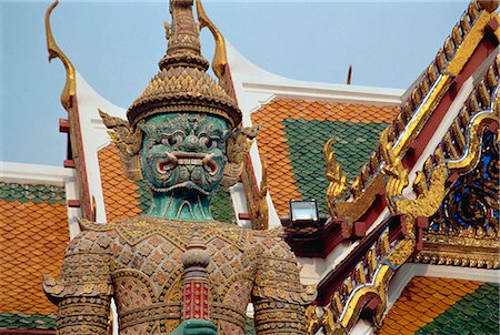 simsearch:855-02987344,k - Wat Phra Kaeo, Bangkok, Thaïlande Photographie de stock - Rights-Managed, Code: 855-02985781