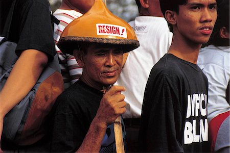 Edsa II - 2001 Kailan Pa Matututo, Philippines Foto de stock - Con derechos protegidos, Código: 855-02986309