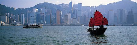 simsearch:855-02986930,k - Chinese junk in Victoria Harbour Stock Photo - Rights-Managed, Code: 855-02986930