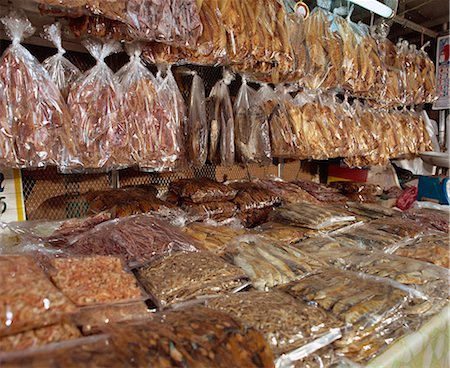 simsearch:855-02987069,k - Dried fish store Foto de stock - Con derechos protegidos, Código: 855-02987078