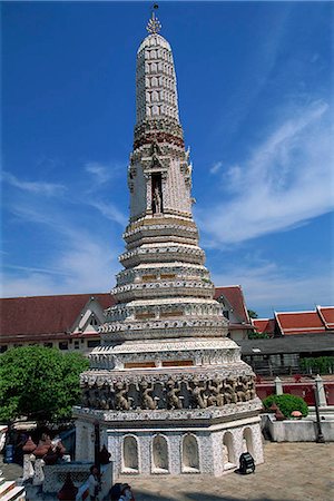 simsearch:855-02987339,k - Wat Arun (Temple de l'aube), Bangkok Photographie de stock - Rights-Managed, Code: 855-02987301