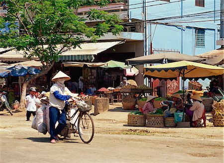 Open market, Ho Chi Minh, Vietnam Stock Photo - Rights-Managed, Code: 855-02987905