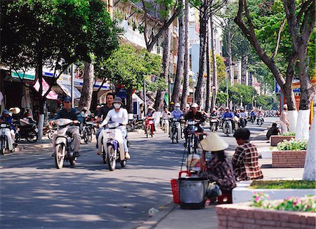 simsearch:855-02985829,k - Fahrräder auf der Straße, Ho Chi Minh, Vietnam Stockbilder - Lizenzpflichtiges, Bildnummer: 855-02987923
