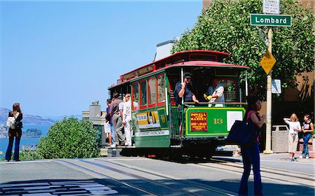 simsearch:855-02988065,k - Cable car at Hyde Street, San Francisco Foto de stock - Direito Controlado, Número: 855-02988133