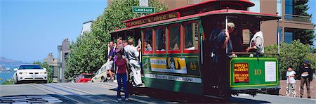 simsearch:855-02988065,k - Cable car at Hyde Street, San Francisco Foto de stock - Direito Controlado, Número: 855-02988175