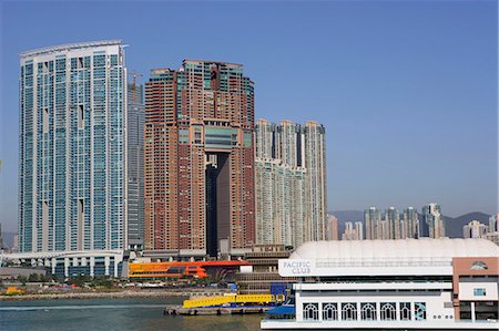 simsearch:855-03024721,k - West Kowloon skyline, Hong Kong Fotografie stock - Rights-Managed, Codice: 855-02989007