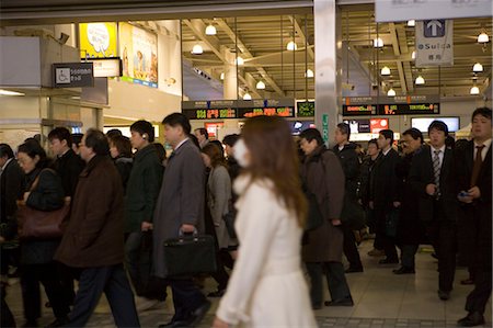 rush hour japanese - Commuters at Shinagawa Station, Tokyo, Japan Stock Photo - Rights-Managed, Code: 855-02989528