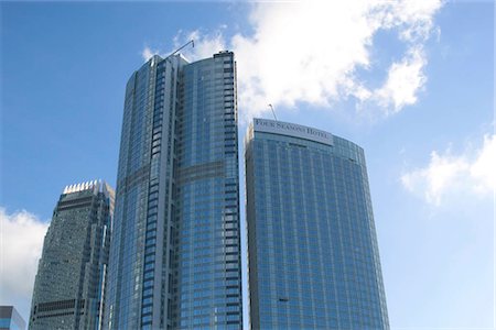 Complexe de la SFI et les quatre saisons, Central, Hong Kong Photographie de stock - Rights-Managed, Code: 855-03024139