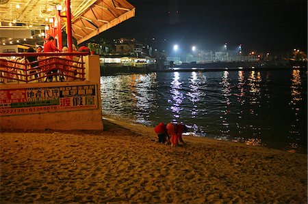 Yung Shu Wan at night,Lamma Island,Hong Kong Fotografie stock - Rights-Managed, Codice: 855-03024145