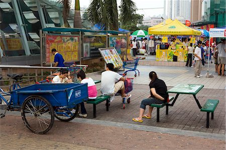 Streetscape in Shekou,China Stock Photo - Rights-Managed, Code: 855-03024175