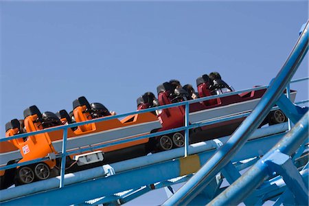 simsearch:855-03024271,k - Le Dragon roller coaster, Ocean Park, Hong Kong Photographie de stock - Rights-Managed, Code: 855-03024265