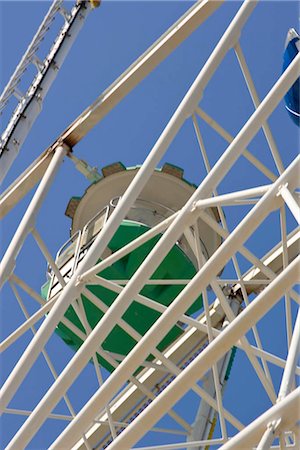 simsearch:855-03024271,k - Grande roue, Ocean Park, Hong Kong Photographie de stock - Rights-Managed, Code: 855-03024285
