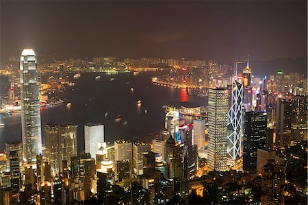 Cityscape from the Peak,Hong Kong at night Foto de stock - Con derechos protegidos, Código: 855-03024481