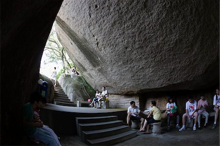 simsearch:855-03024721,k - Tourists rest at the cave in Sunlight Park,Gulangyu Island,Xiamen (Amoy),Fujian Province,China Fotografie stock - Rights-Managed, Codice: 855-03024709