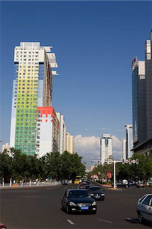 Gratte-ciels dans le centre-ville de Wulumuqi, district d'autonomie Xinjiang Uyghur, route de la soie, Chine Photographie de stock - Rights-Managed, Code: 855-03024773
