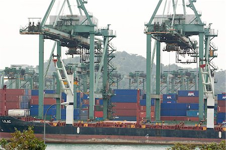 spore - Cargo crane & cargo,Brani Terminal,Singapore Stock Photo - Rights-Managed, Code: 855-03025089