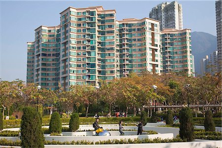 Ma On Shan Park with contemporary condominium in background,Ma On Shan,Hong Kong Foto de stock - Con derechos protegidos, Código: 855-03025496